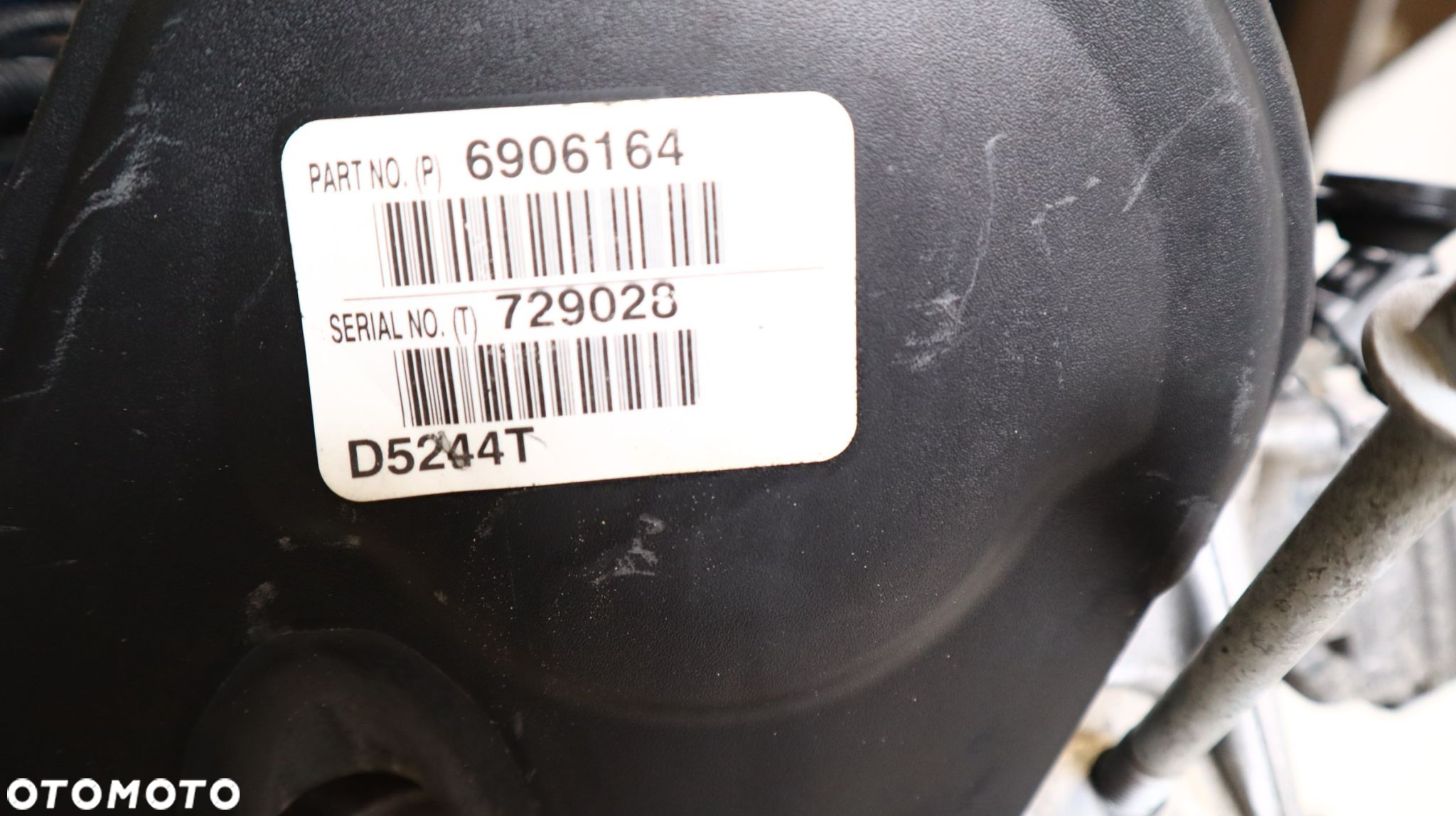 VOLVO V50 2.4 D5 SILNIK D5244T13 - 7