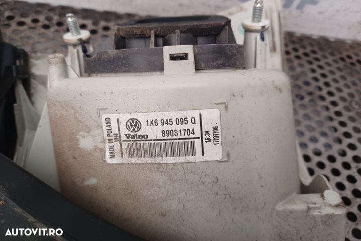 Lampa stop stanga pe aripa 2 USI 1K6945095Q Volkswagen VW Golf 5  [din 2003 pana  2009] seria Hatch - 1