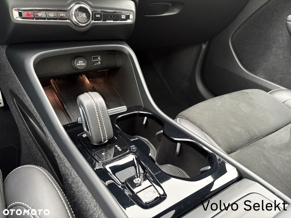 Volvo XC 40 - 14