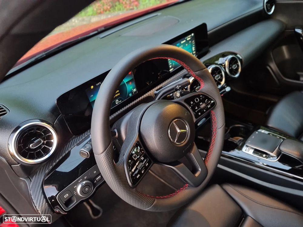 Mercedes-Benz A 180 d 7G-DCT AMG Line - 12