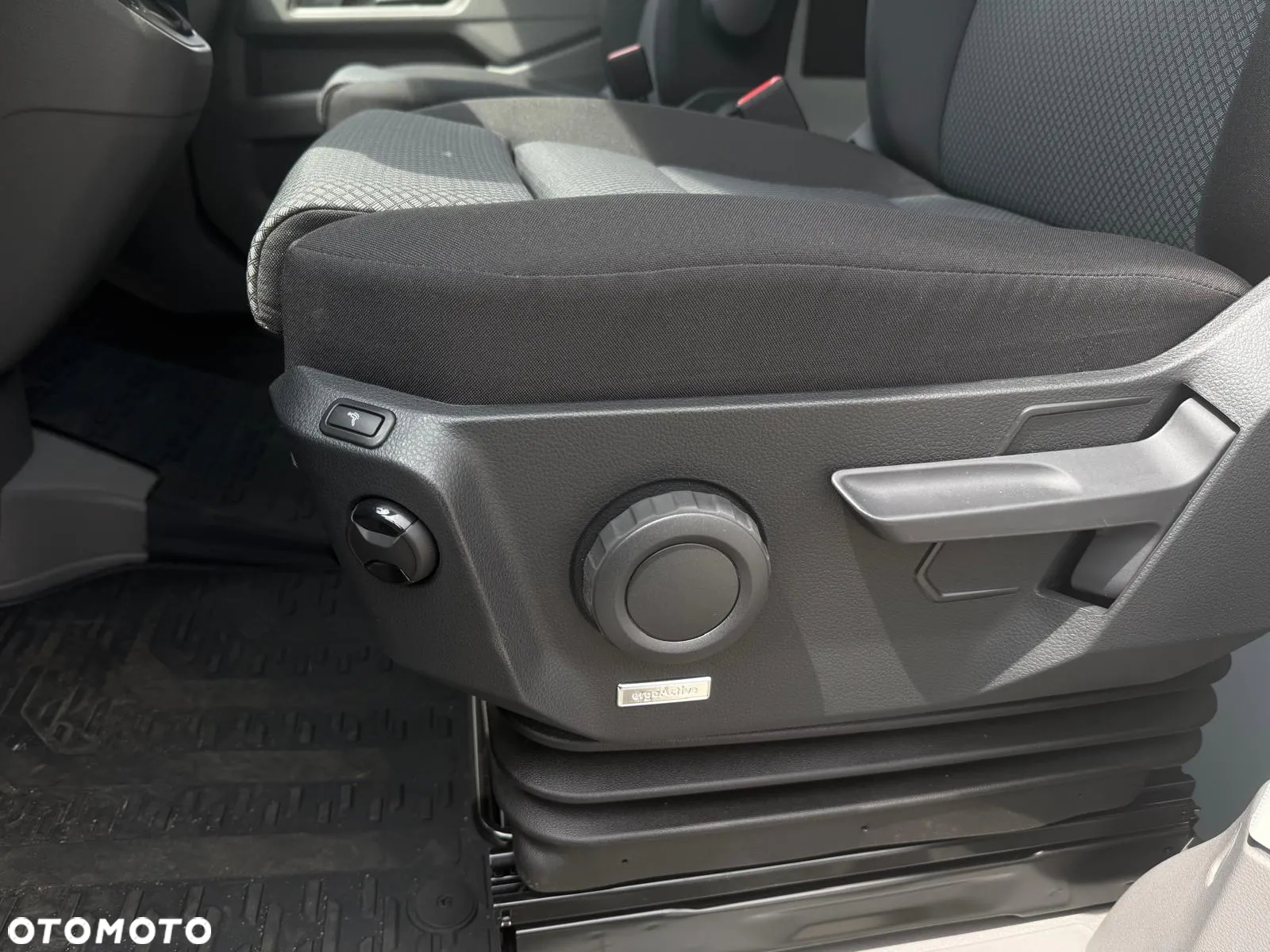 Volkswagen Crafter - 11