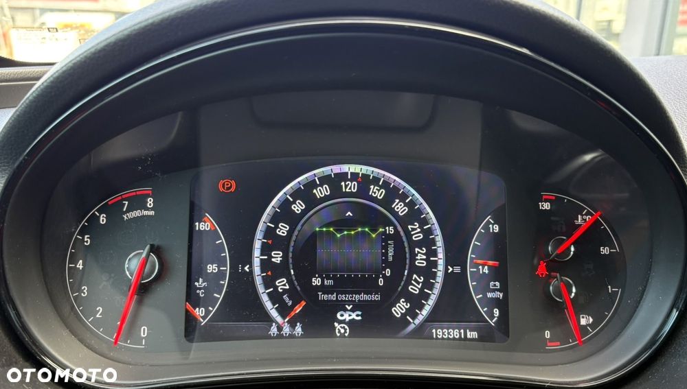 Opel Insignia 2.0 T Cosmo 4x4 S&S EU6 - 14