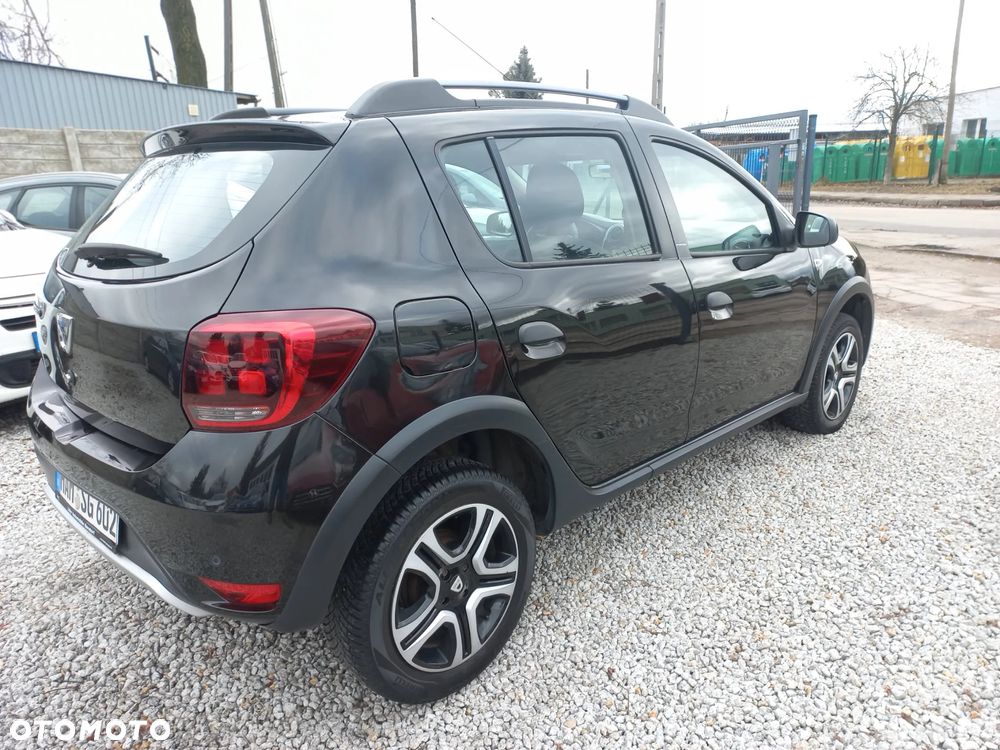 Dacia Sandero Stepway TCe 90 (S&S) Celebration - 11