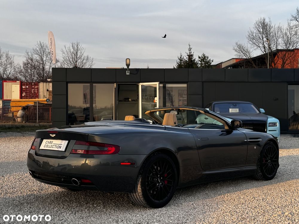 Aston Martin DB9 - 20