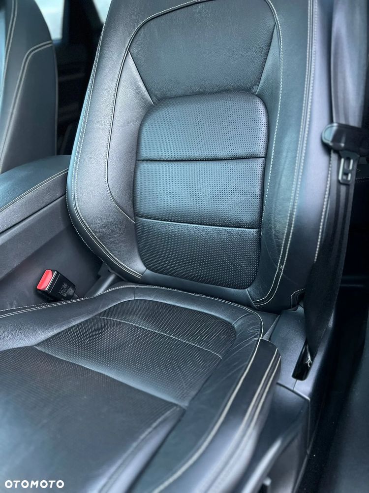 Jaguar F-Pace 2.0 i4D AWD R-Sport - 24