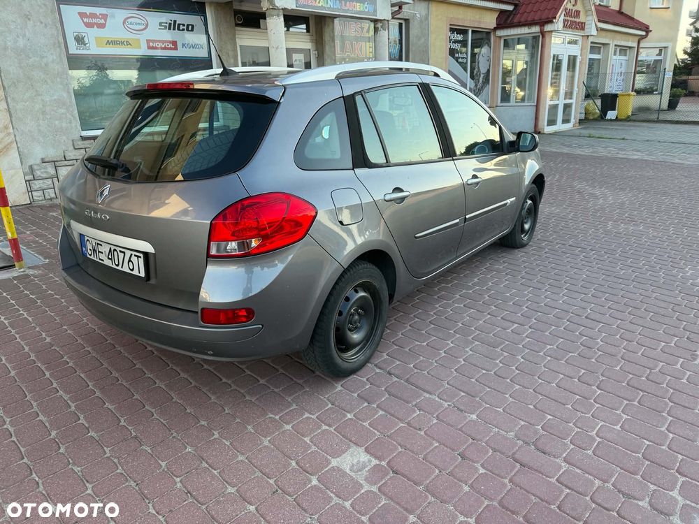 Renault Clio 2011 photo 3