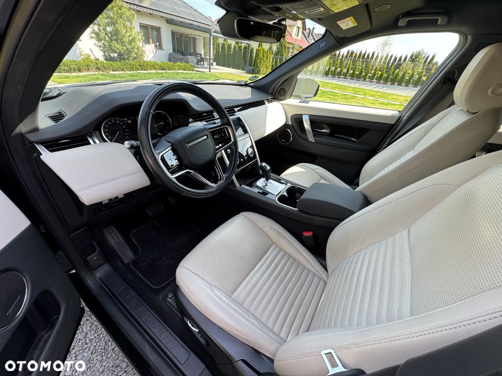 Land Rover Discovery Sport - 9