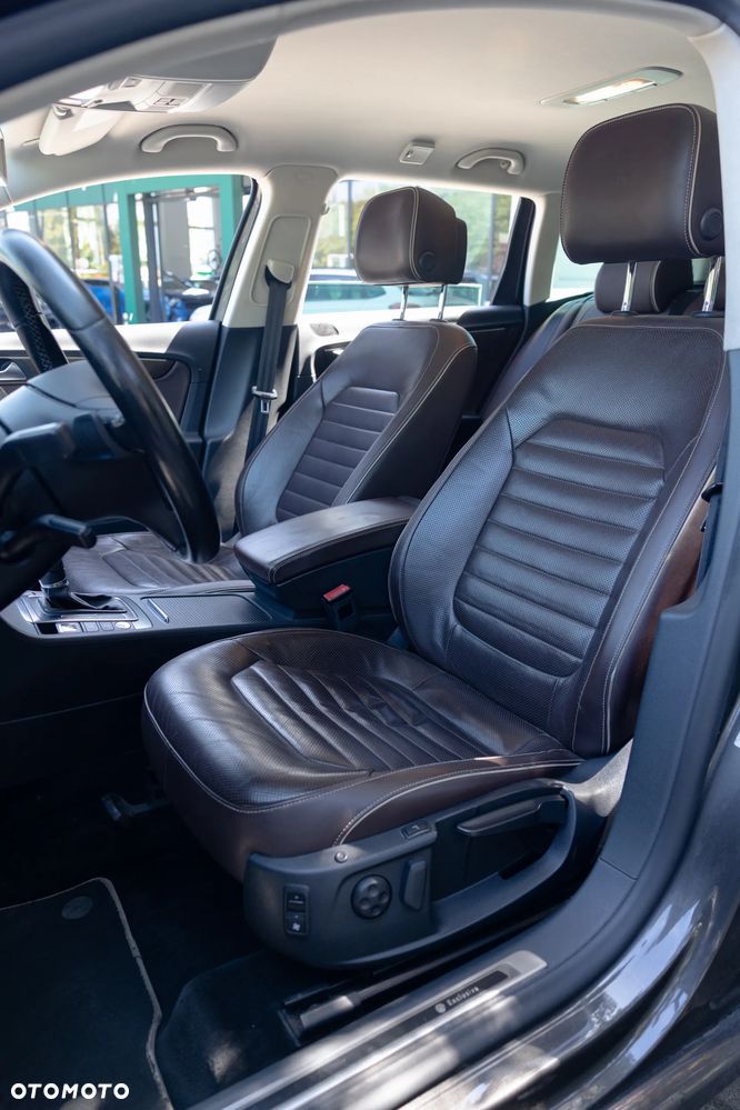 Volkswagen Passat 2.0 TDI DSG BlueMotion Technology Exclusive - 13