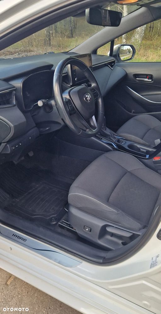 Toyota Corolla 2.0 Hybrid Comfort - 15
