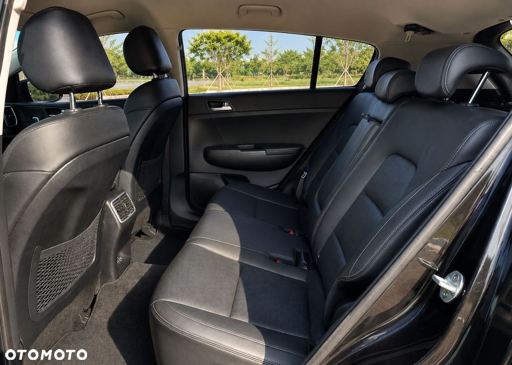 Kia Sportage - 16
