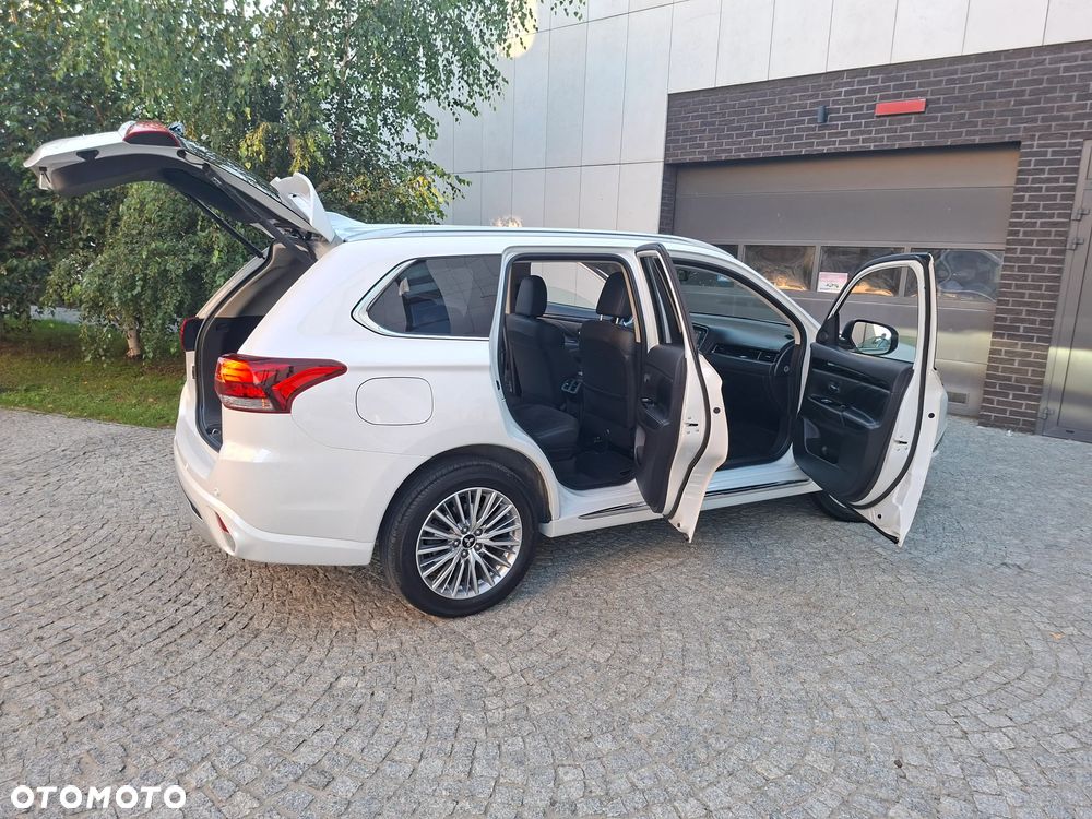 Mitsubishi Outlander Intense - 9