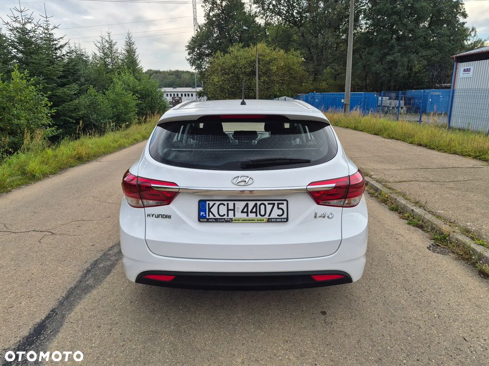 Hyundai i40 Kombi blue 1.6 Classic - 4