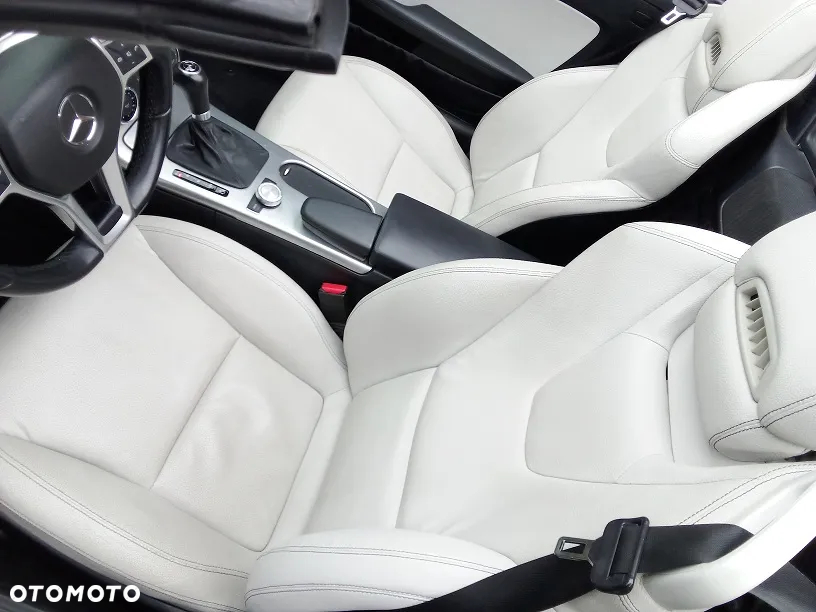 Mercedes-Benz SLK - 11