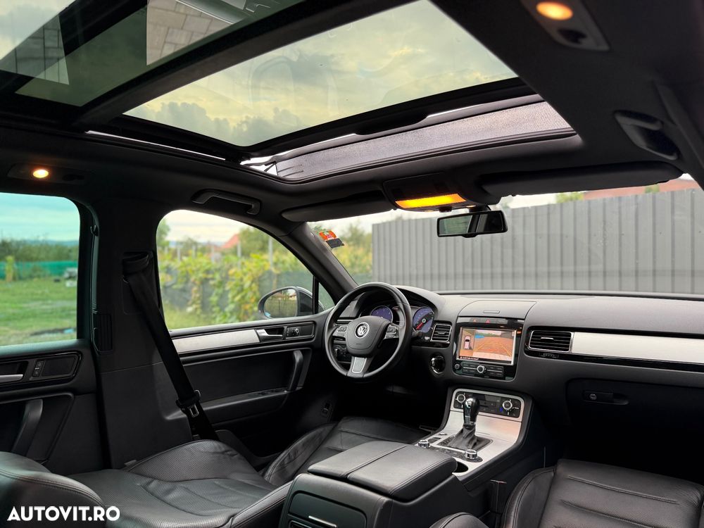 Volkswagen Touareg - 19