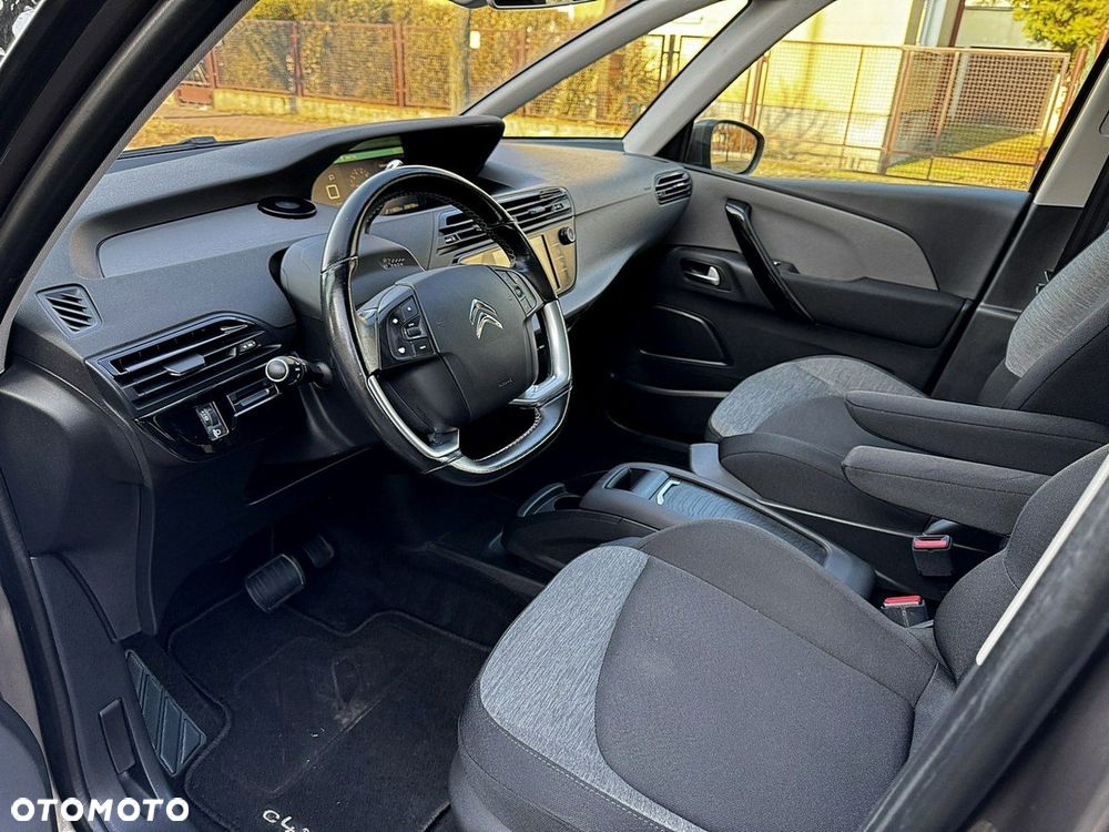 Citroën C4 Picasso - 10