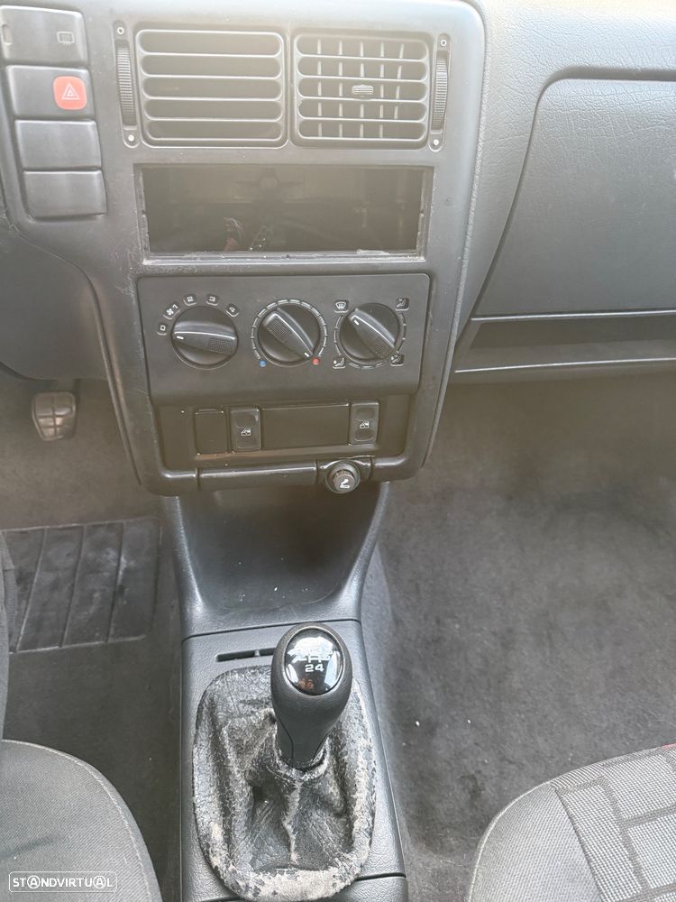 VW Polo 1.0 Net - 12