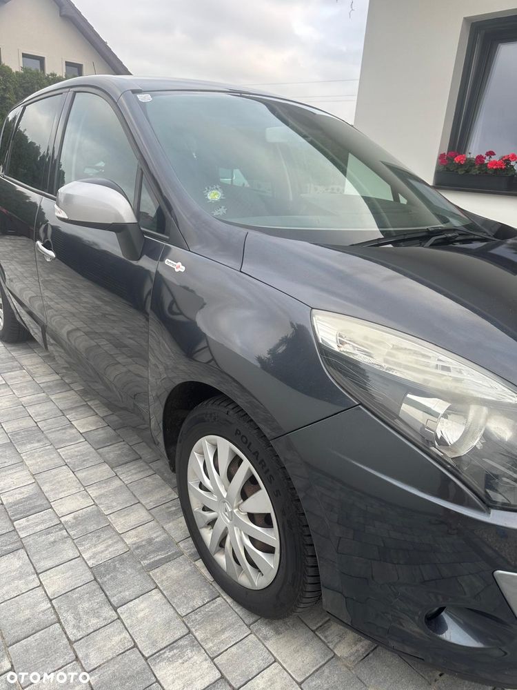Renault Scenic - 9