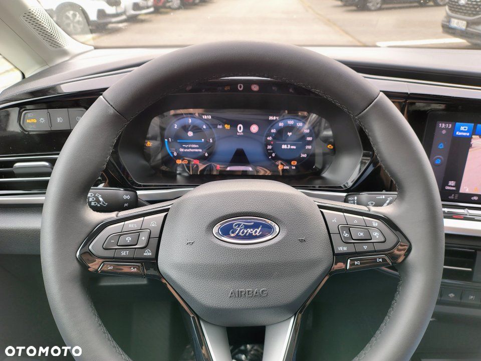Ford Tourneo Connect - 15