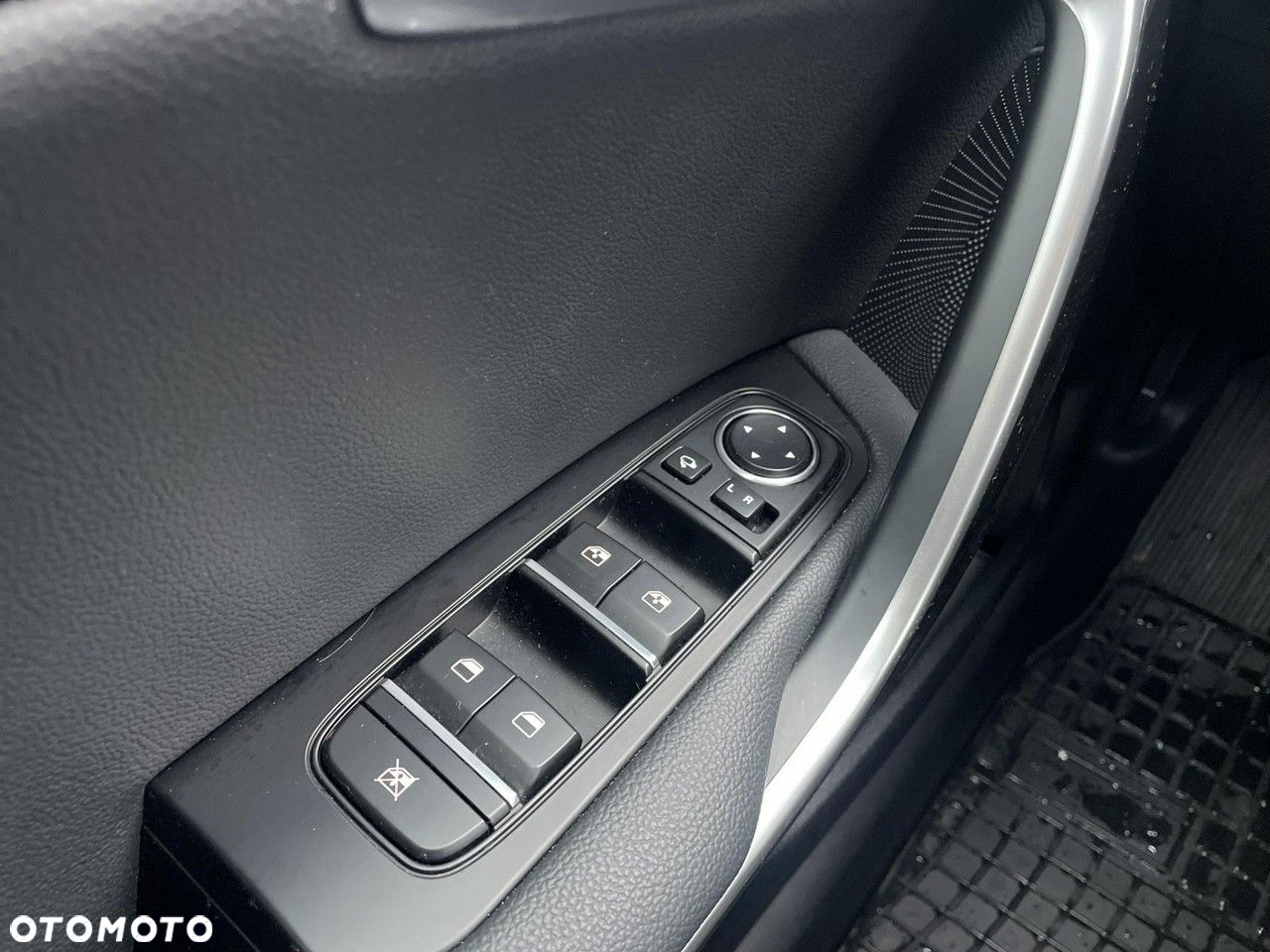 Kia XCeed - 18