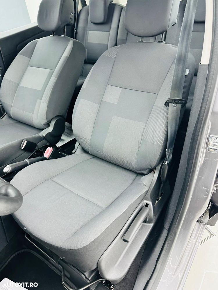 Renault Scenic 1.6 16V 110 Authentique - 20