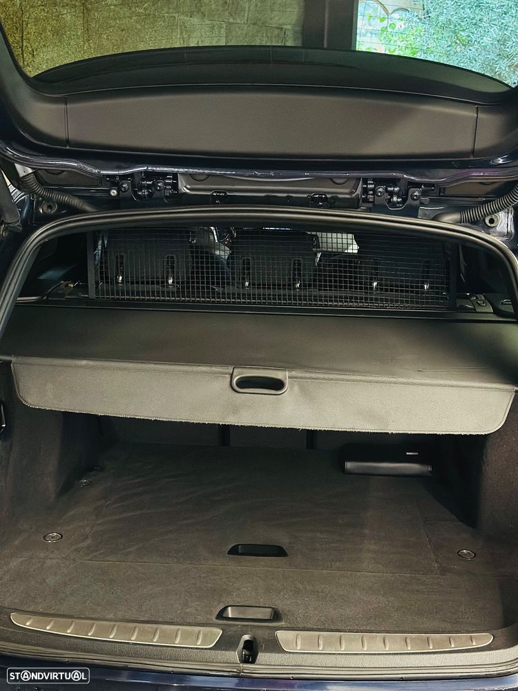 BMW 320 d Touring Auto Line Luxury - 11