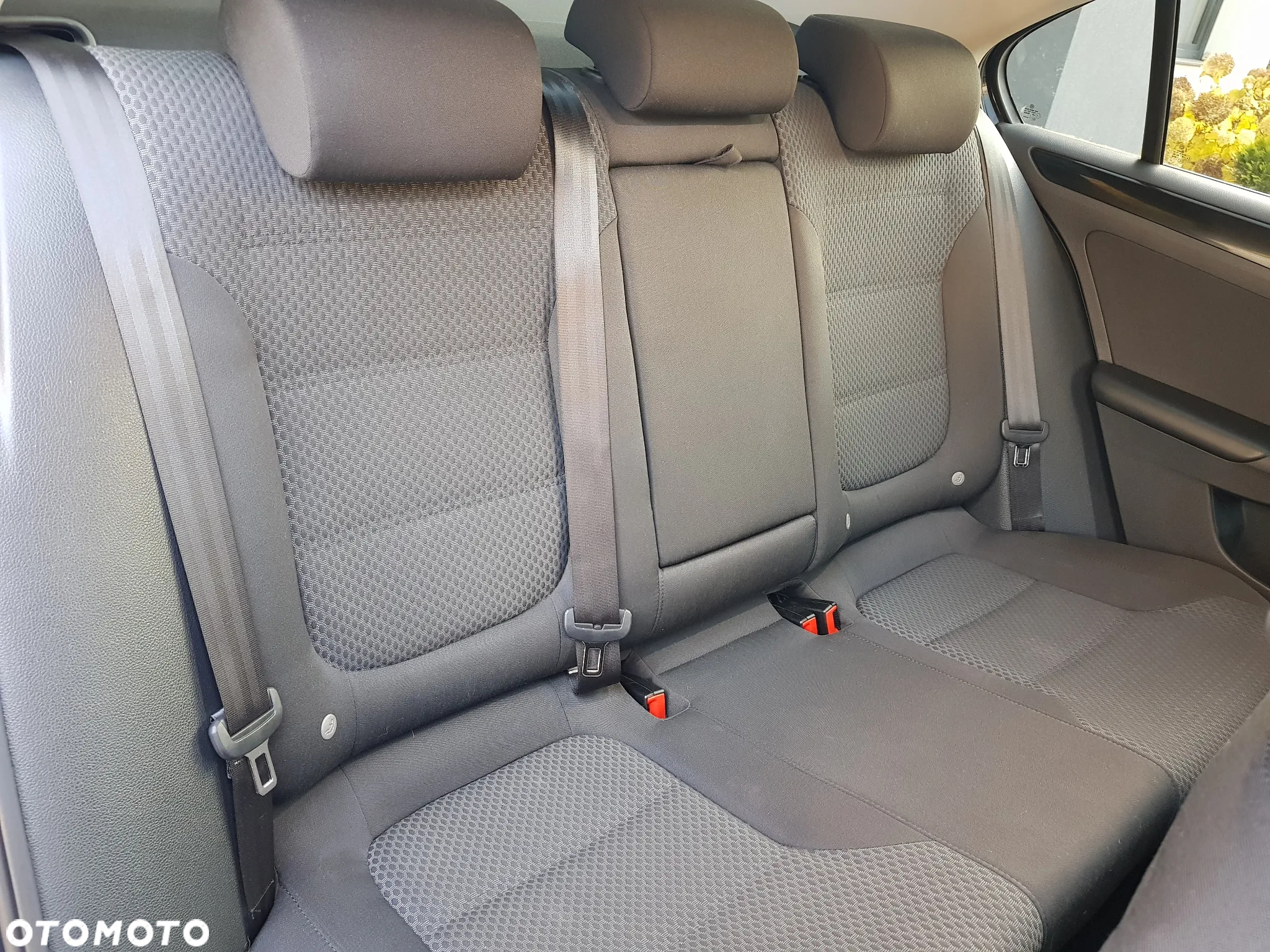 Volkswagen Jetta 1.4 TSI Trendline - 12