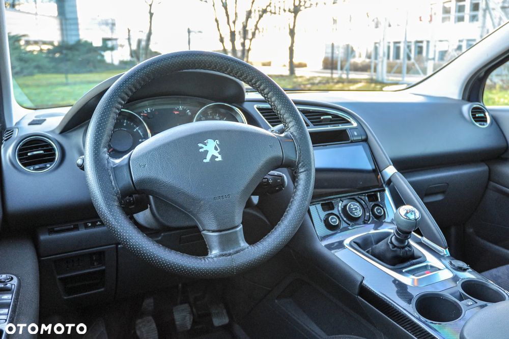 Peugeot 3008 1.6 Premium - 9