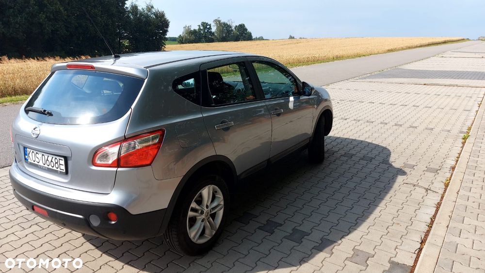 Nissan Qashqai - 2
