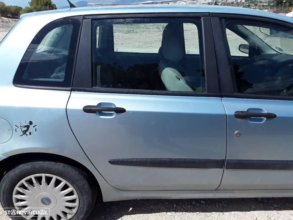 PORTA TRASEIRA DIREITA FIAT STILO 192 - 1