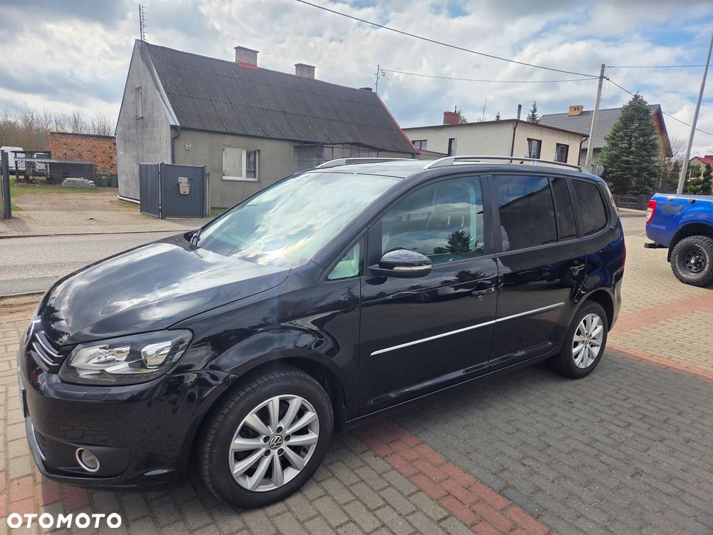 Volkswagen Touran - 4