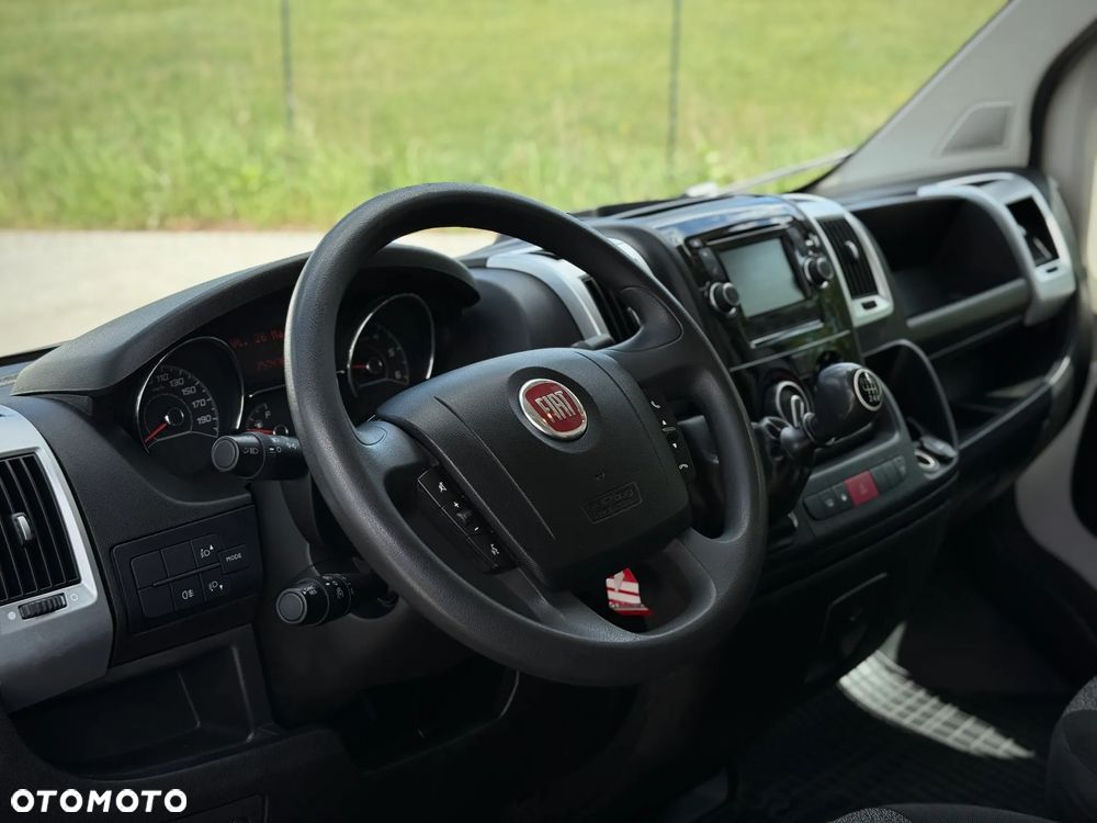 Fiat Ducato 2.3 131KM / Kontener 4,2m 8EP + Winda Palfinger 750kg / 250.476KM PRZEBIEG / 2019 ROK PRODUKCJI / ZAREJESTROWANY W PL / PO PRZEGLĄDZIE UDT / GOTOWY DO PRACY ! - 30