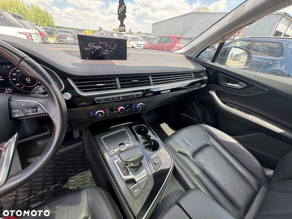 Audi Q7 3.0 TFSI Quattro Tiptronic - 17