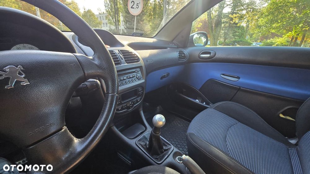 Peugeot 206 CC - 10