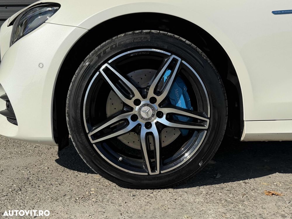 Mercedes-Benz E 350e 9G-TRONIC AMG Line - 33