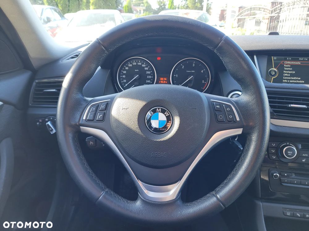 BMW X1 sDrive20d EfficientDynamics - 19