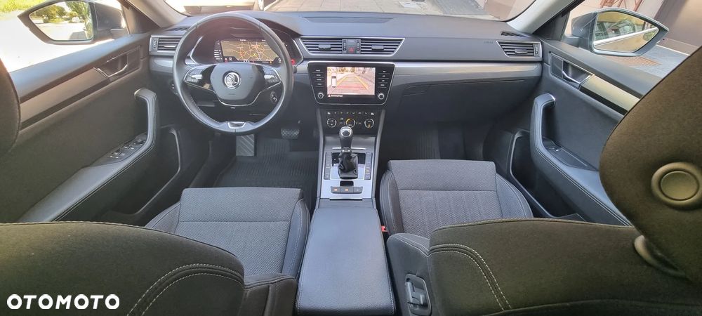 Skoda Superb 2.0 TDI SCR Style DSG - 26