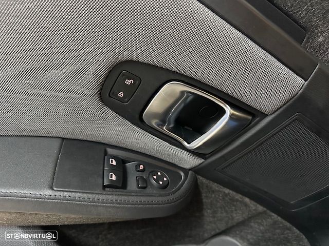 BMW i3 +Comfort Package Advance - 20