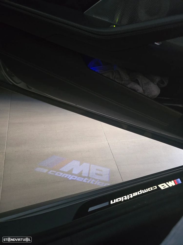 BMW M8 Pack 50 anos M - 4