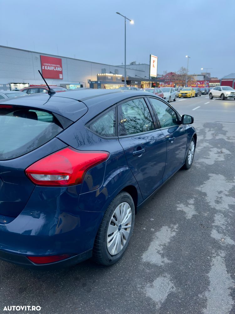 Ford Focus 1.5 TDCi Titanium - 3