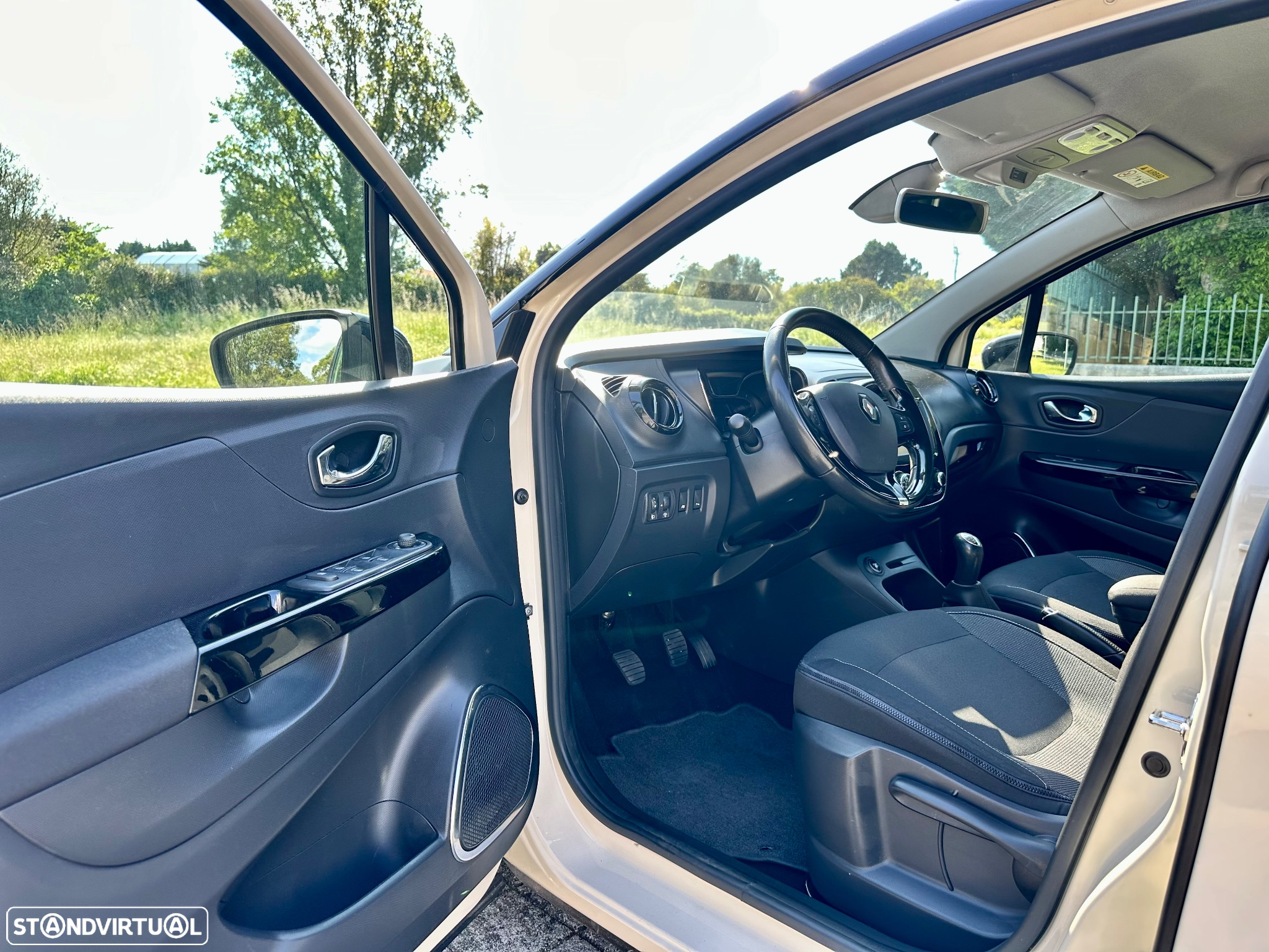 Renault Captur 0.9 TCE Exclusive - 16
