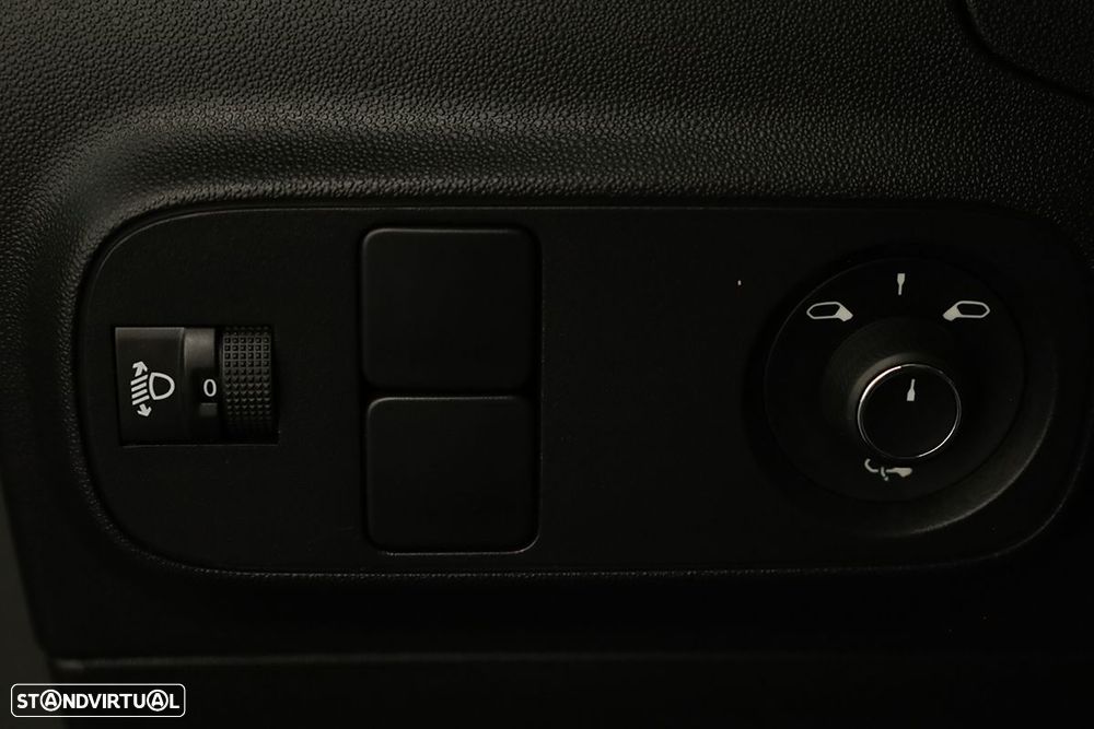 Citroën C3 1.2 PureTech Max - 19
