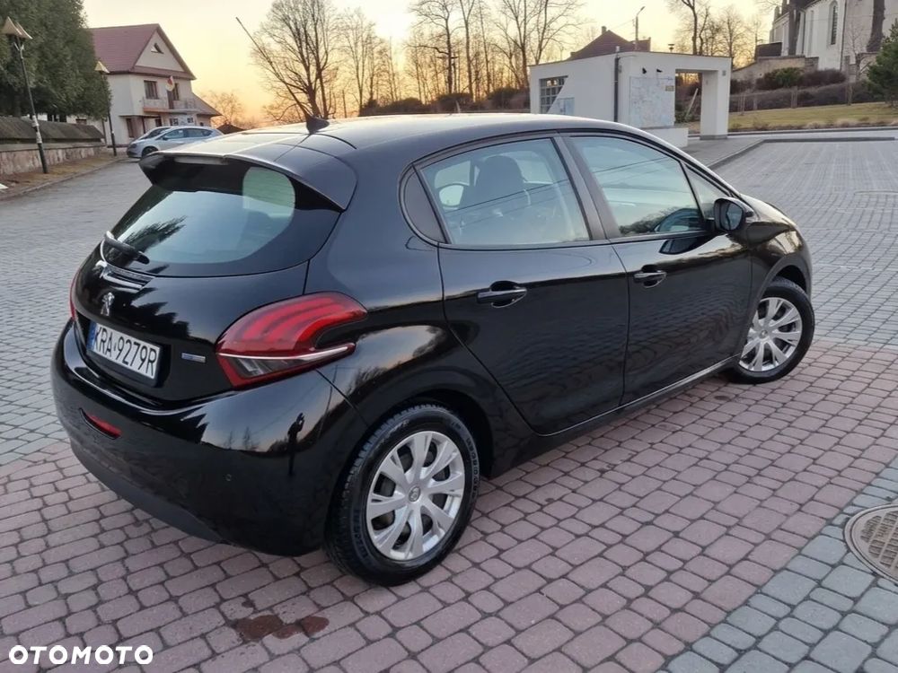 Peugeot 208 1.2 PureTech Active - 10
