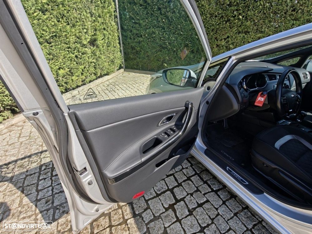 Kia Ceed SW 1.6 CRDi GT Line - 21