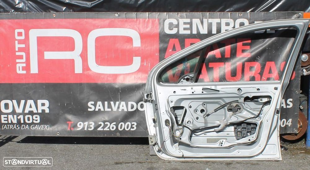 Porta da Frente do Lado Esquerdo Peugeot 307 - 2