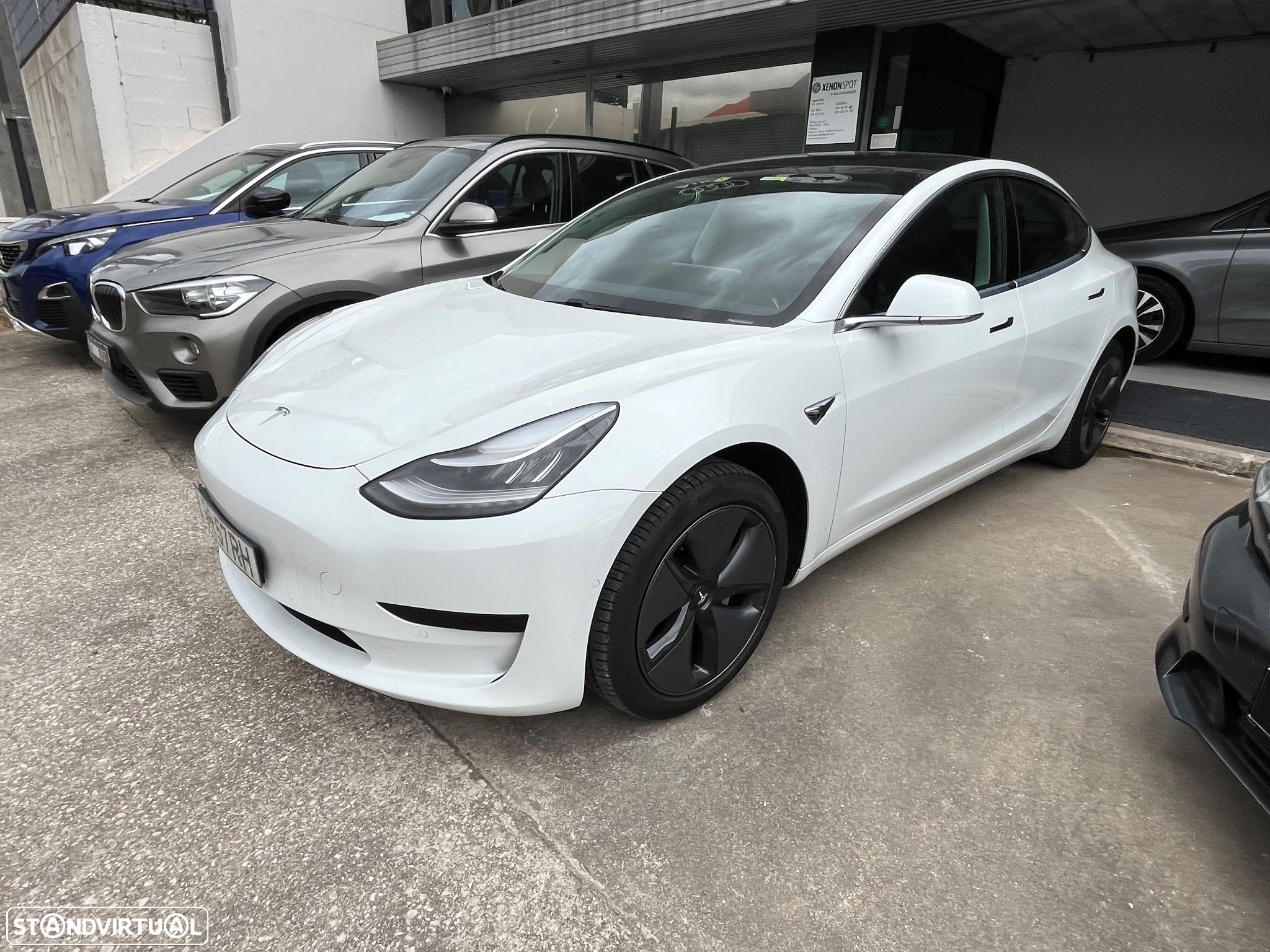 Tesla Model 3 Standard Range Plus RWD - 1