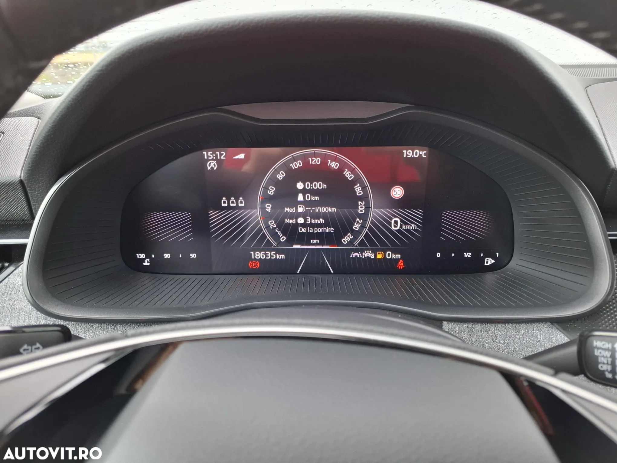 Skoda Kamiq 1.0 TSI Selection - 35