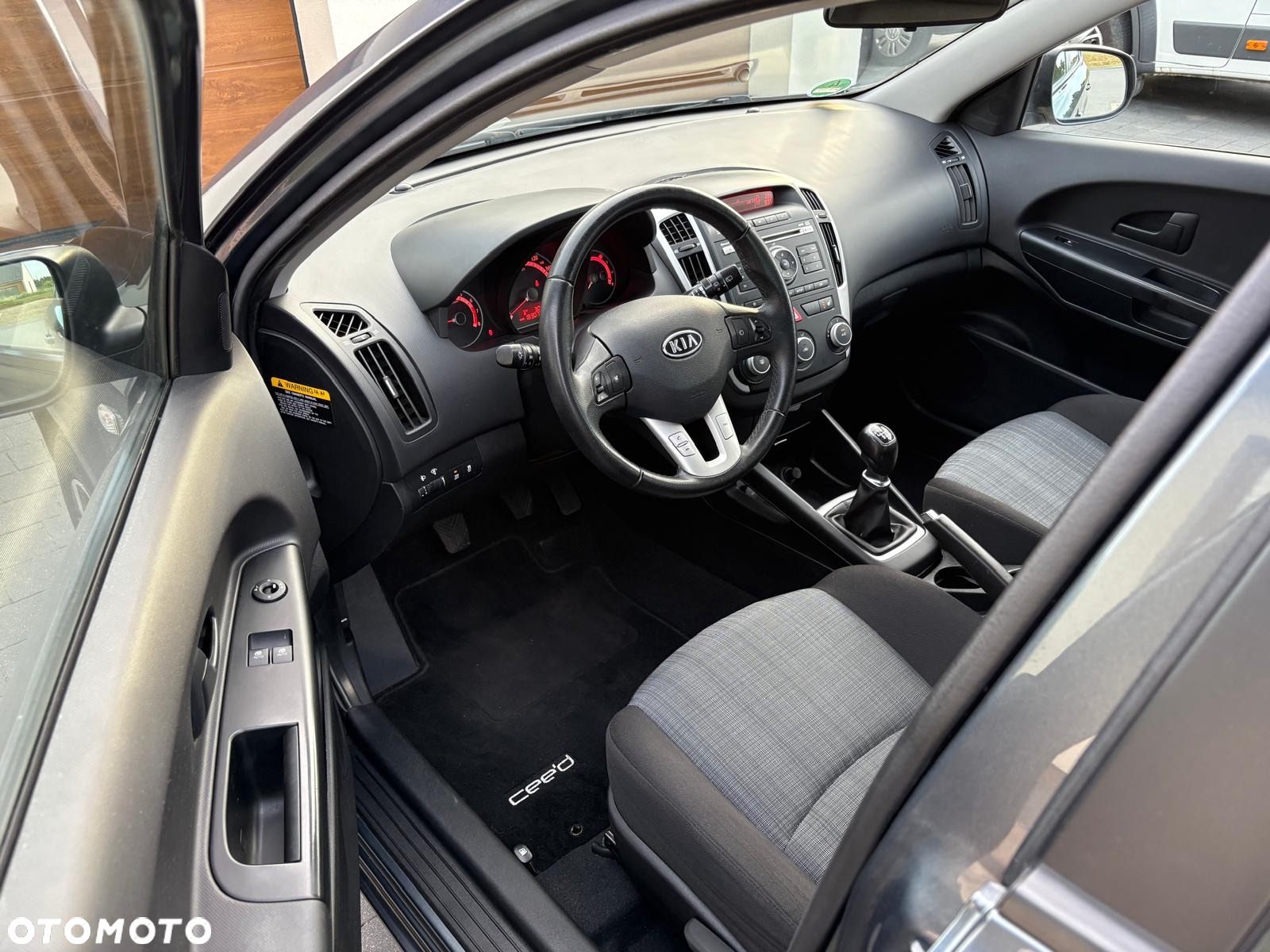 Kia Ceed 1.6 CVVT ISG Spirit - 7