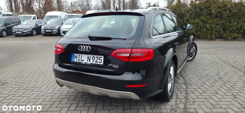 Audi A4 Allroad 2.0 TDI DPF S tronic - 14