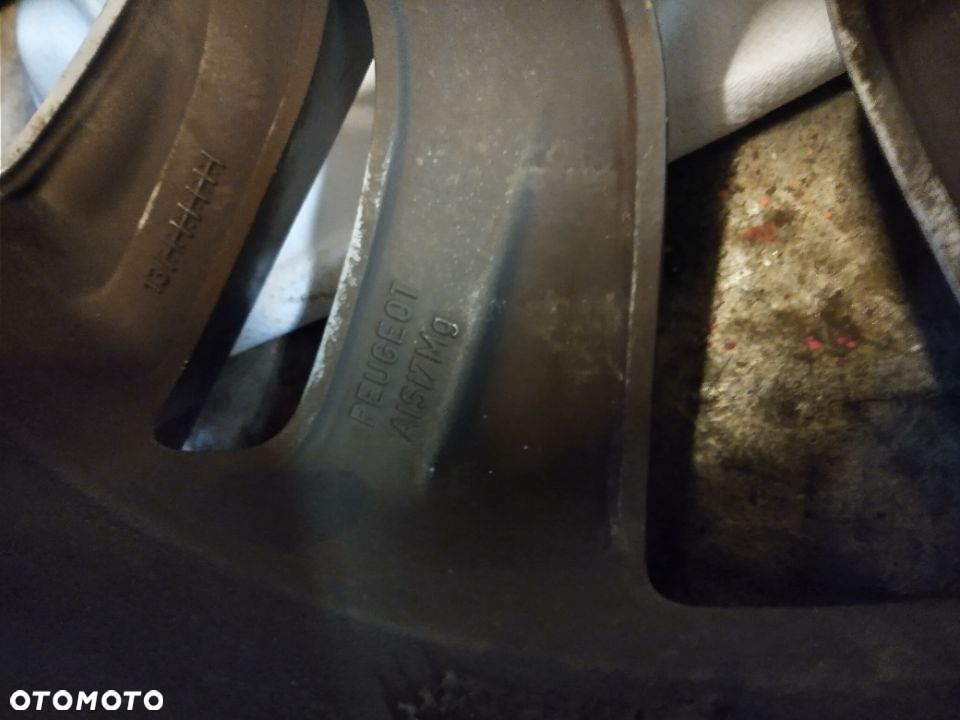 Felgi PEUGEOT  9802462377 7,5Jx17 17"  ET29 - 12