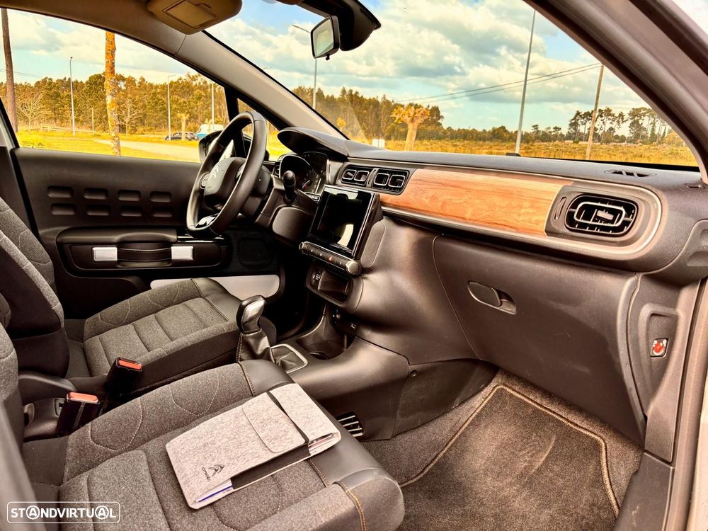 Citroën C3 1.2 PureTech Shine - 6